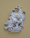 Aquila di Calimala in riposo con torsello