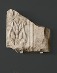 Frammento cornice architettonica dalla facciata arnolfiana con volutine e elementi fitomorfi