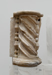 Frammento di colonna tortile con decorazione a fusaroli dalla Porta dei Canonici