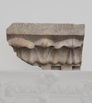 Frammento di cornice architettonica con motivo di fogliami