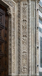 Decorazione plastico architettonica sguancio destro Porta della Mandorla