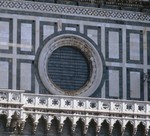 Oculo terzo da sinistra del fianco meridionale della Cattedrale