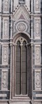 Finestra quarta da sinistra del fianco meridionale della Cattedrale