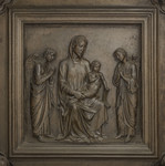 Formella della Porta della Sagrestia delle Messe Madonna con il Bambino tra due angeli adoranti