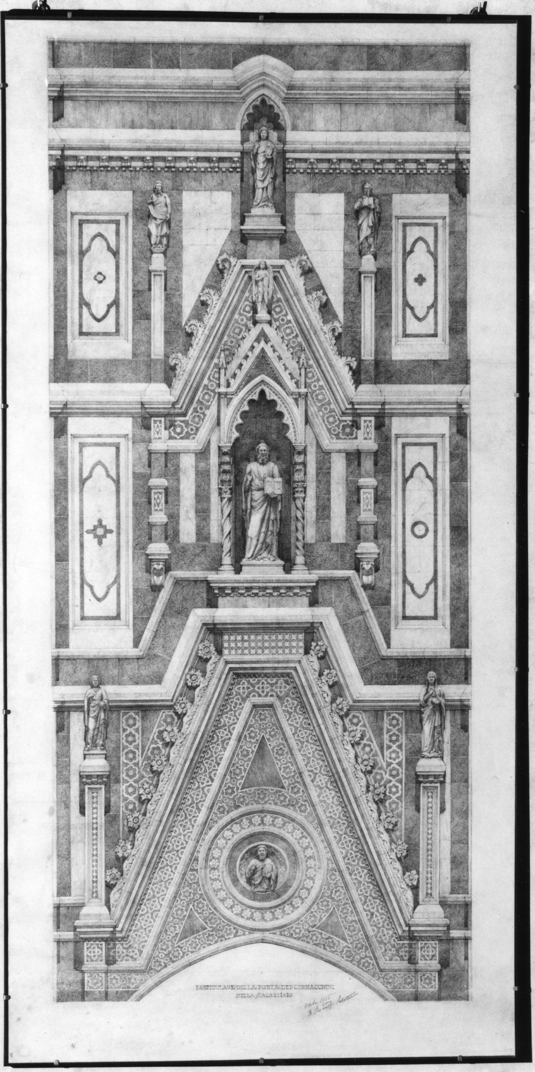 Particolare della porta dei Cornacchini
