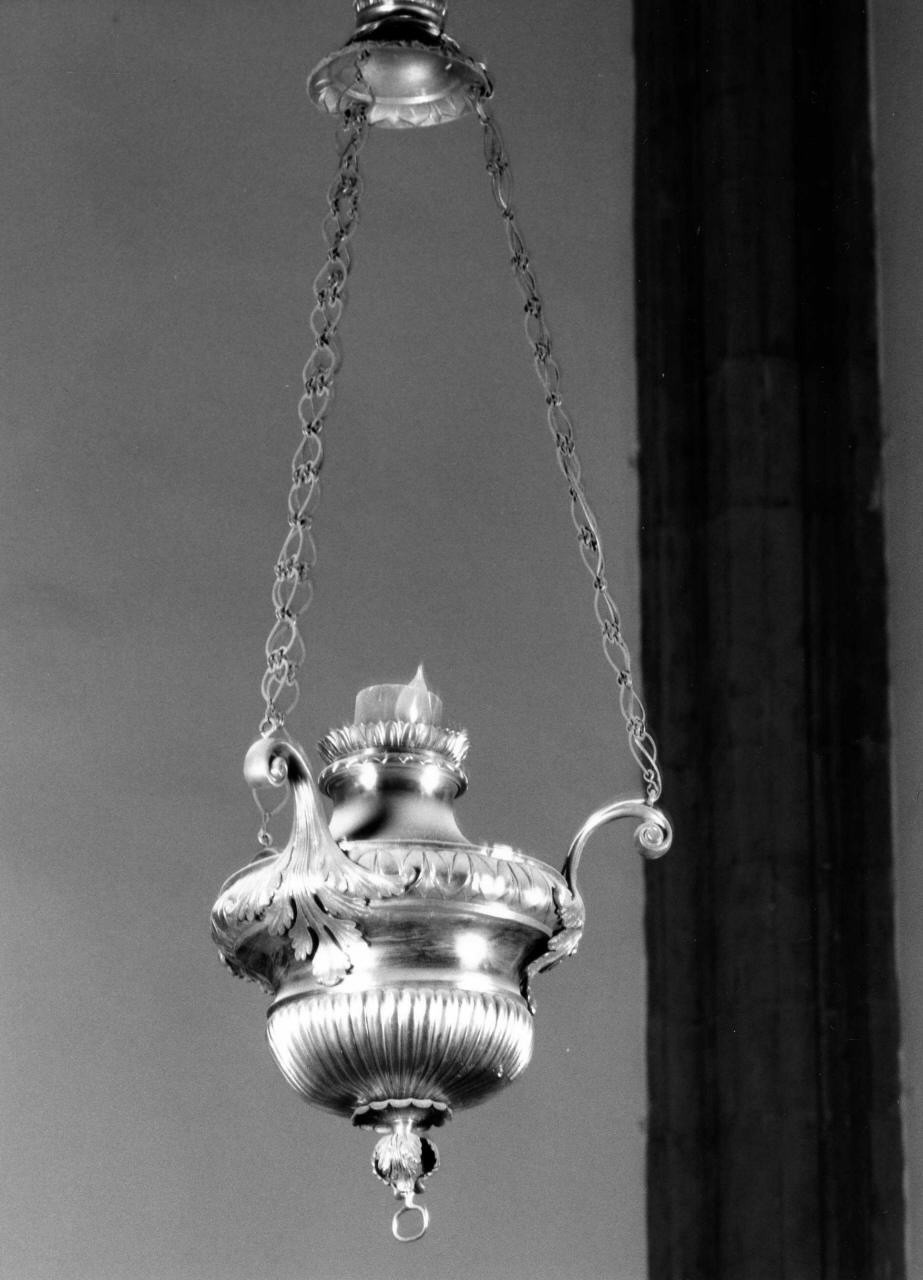 Lampada pensile della Cappella di San Giovanni Evangelista