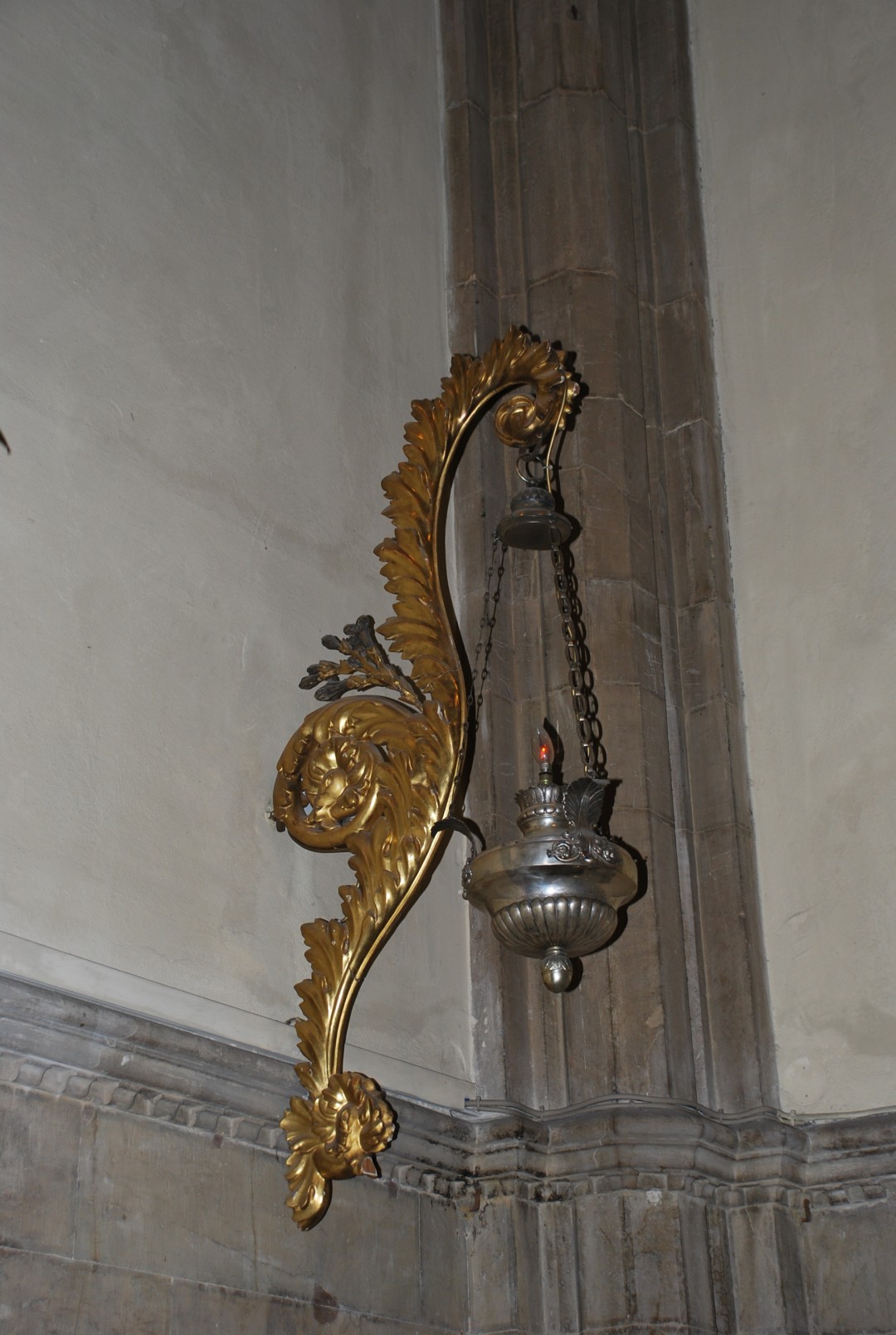 Lampade pensili della Cappella della SS. Concezione