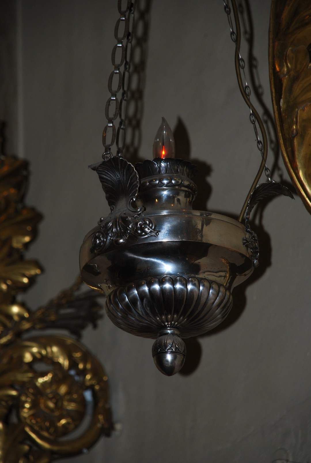 Lampade pensili della Cappella della SS. Concezione