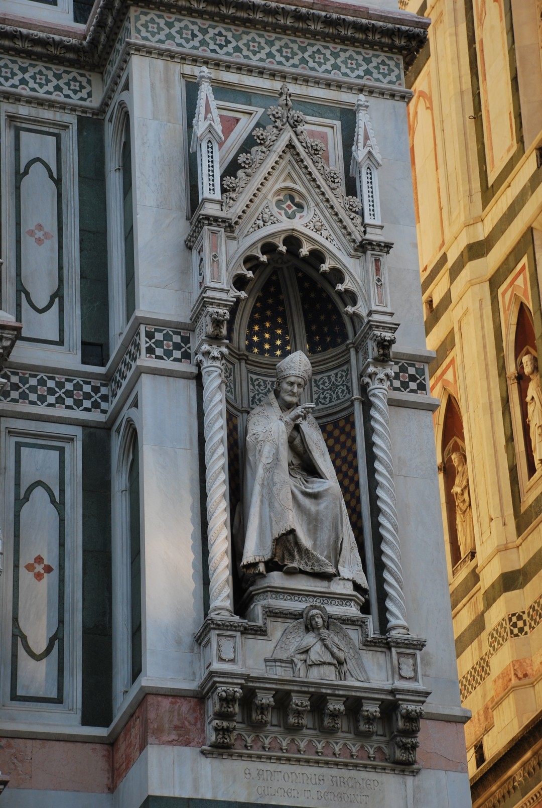 Edicola destra della Cattedrale